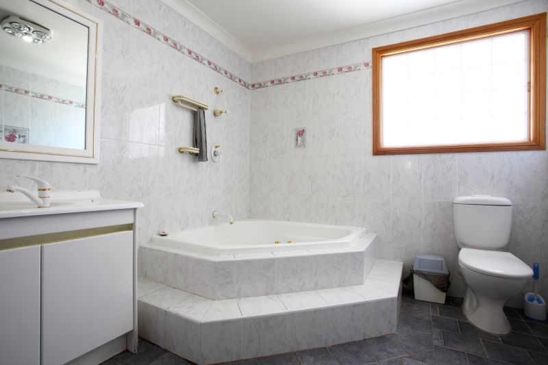 Top Bathtub Installation Companies in Hernando, FL